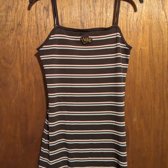Nike brown striped casual dress (size M) - Picture 4 of 11